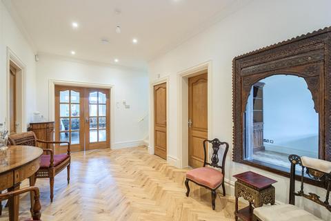 undefined, Rowdon Avenue, London NW10