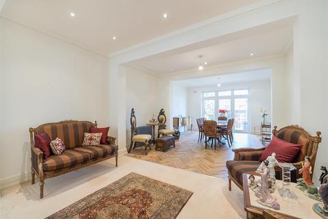 undefined, Rowdon Avenue, London NW10