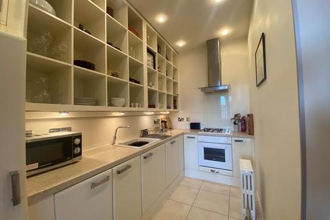 2 bedroom flat to rent, Comely Bank Place, Comely Bank, Edinburgh