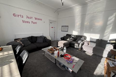 7 bedroom house to rent, Regent Park Terrace, Leeds LS6