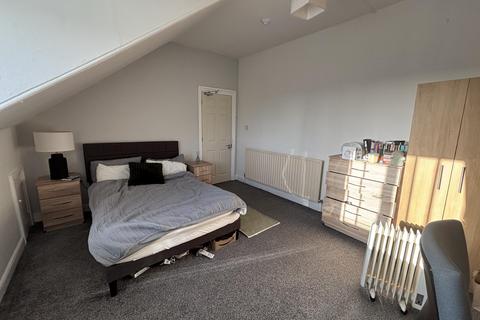 7 bedroom house to rent, Regent Park Terrace, Leeds LS6