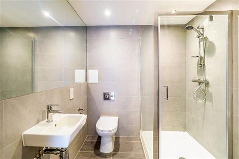2 bedroom flat to rent, 32 Hornchurch Road, Uxbridge UB10