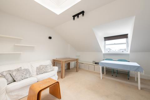 2 bedroom apartment to rent, Crossfield Road, London, NW3