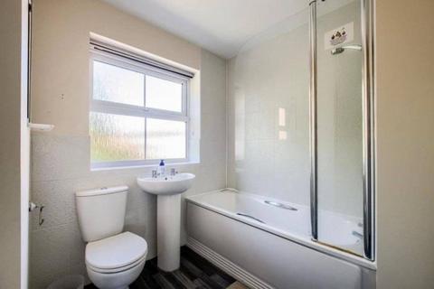 4 bedroom detached house to rent, 5 Cherry Tree Drive, CV4 8LW