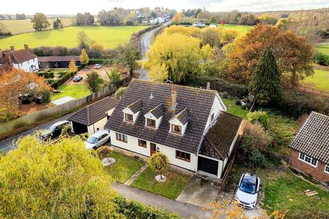 5 bedroom detached house for sale, Hastingwood Road, Hastingwood.