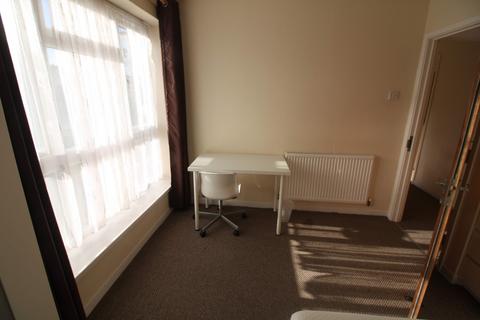 5 bedroom detached house to rent, 5 Founder Close, Coventry, CV4