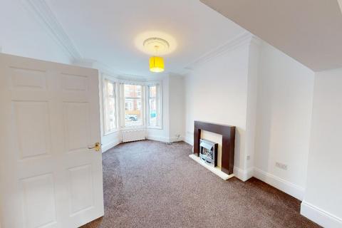 4 bedroom terraced house for sale, Oxford Street, Whitley Bay