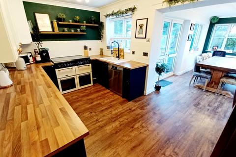 3 bedroom semi-detached house for sale, Farnham Close, Auckland Park, Bishop Auckland, County Durham, DL14