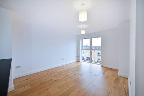 undefined, Lanadron Close, Isleworth, TW7