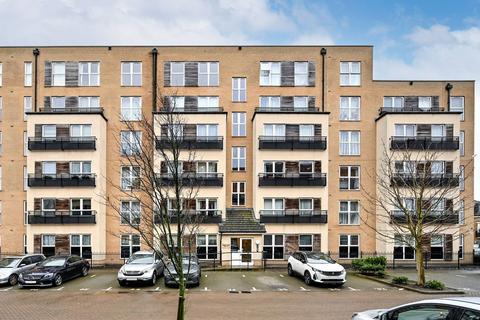 undefined, Lanadron Close, Isleworth, TW7