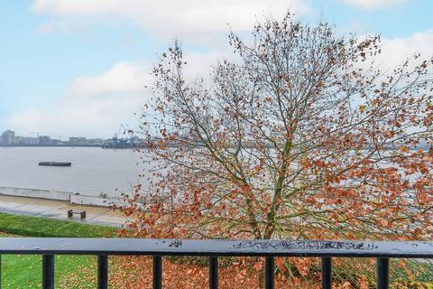 2 bedroom flat for sale, Harlinger Street, Woolwich, London, SE18