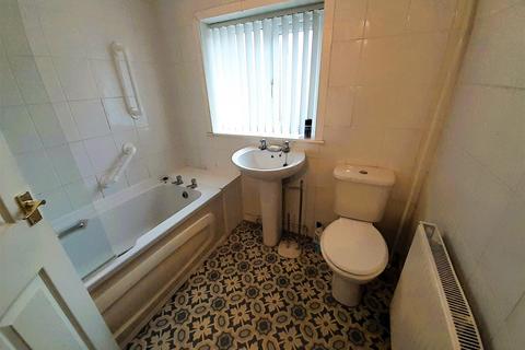 undefined, Dwyfor, Llanelli