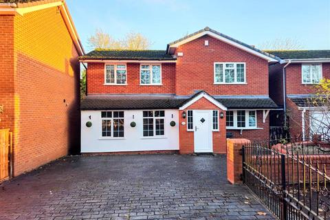 4 bedroom detached house to rent, 4 Brookside Drive, Hilton, Bridgnorth