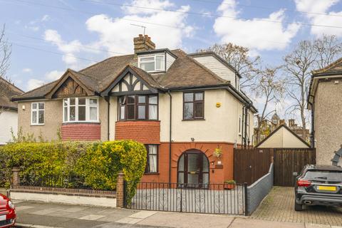 5 bedroom house for sale, Canberra Road, Charlton, London, SE7