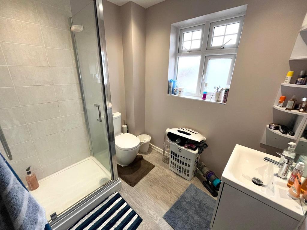 Ensuite