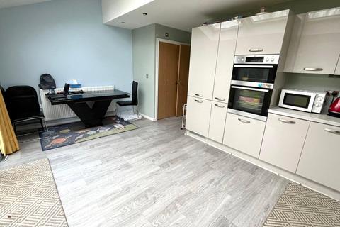 undefined, Newhaven Road, Manchester SK5