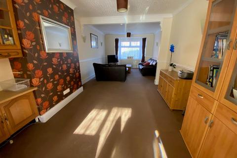 3 bedroom terraced house for sale, Shafter Road, Dagenham