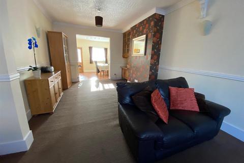 3 bedroom terraced house for sale, Shafter Road, Dagenham