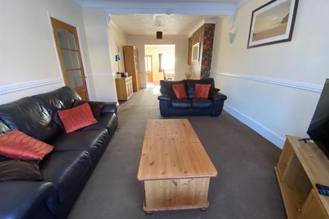 3 bedroom terraced house for sale, Shafter Road, Dagenham