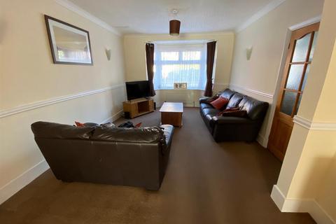3 bedroom terraced house for sale, Shafter Road, Dagenham