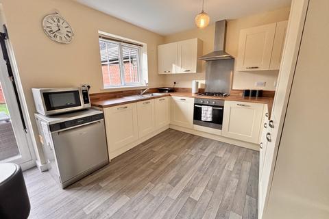 4 bedroom detached house for sale, Tennyson Drive, Bispham FY2