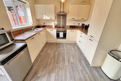 4 bedroom detached house for sale, Tennyson Drive, Bispham FY2