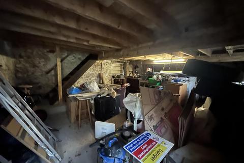 undefined, Harrowbarrow