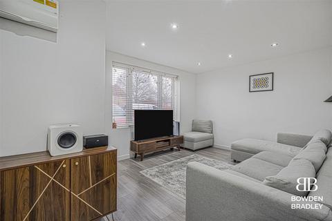 2 bedroom semi-detached house for sale, Agister Road, Chigwell