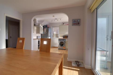 3 bedroom semi-detached house for sale, The Bassetts, Cashes Green, Stroud