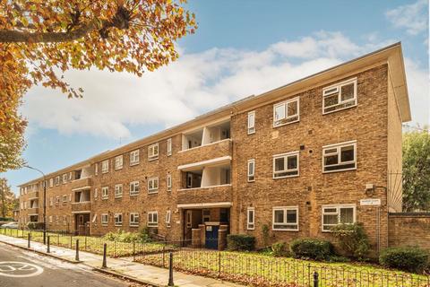 2 bedroom flat for sale, Cromwell Avenue, London W6