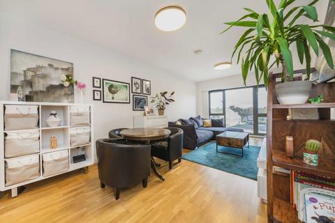 undefined, Staines Road West, Sunbury-On-Thames TW16