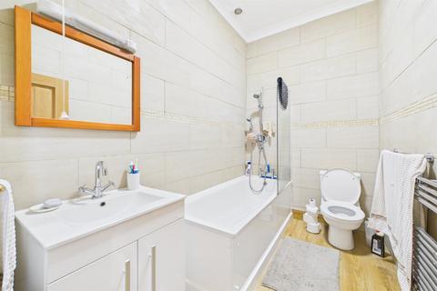 undefined, Holland Road, London, SE25