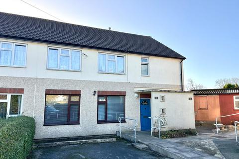 2 bedroom flat for sale, Foldings Road, Scholes, Cleckheaton, BD19