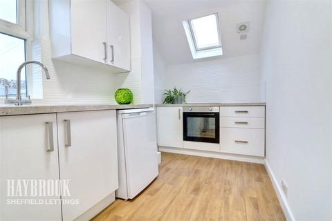 2 bedroom apartment to rent, Beechwood Road, Sheffield