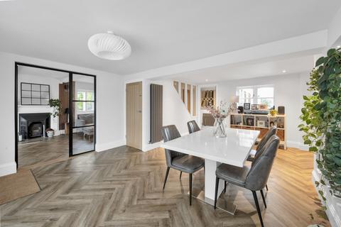 undefined, Weston Road, Aylesbury HP22