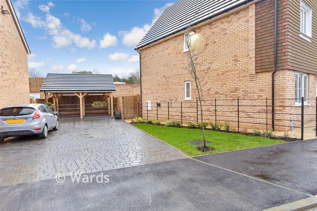 Driveway/Parking