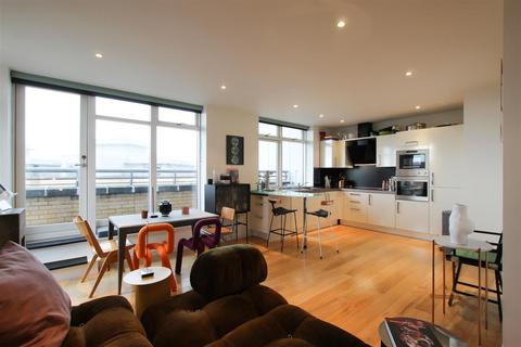2 bedroom penthouse to rent, Homerton Street, Cambridge CB2