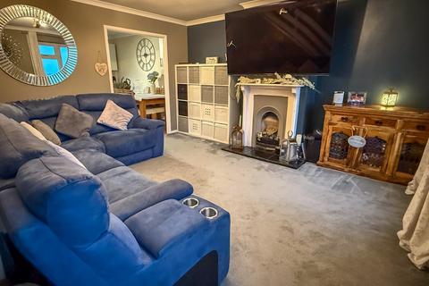 3 bedroom townhouse for sale, Pine Ridge, Newbury, RG14