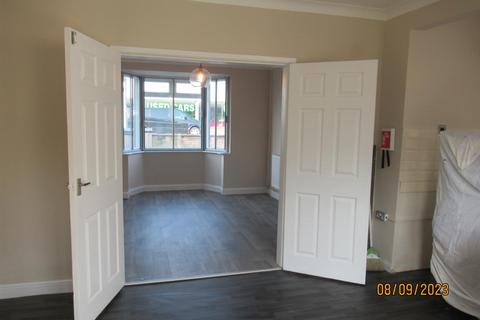 undefined, 283 Watling Street