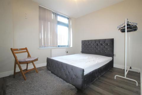 1 bedroom apartment to rent, Bridge Court, Hemel Hempstead HP1