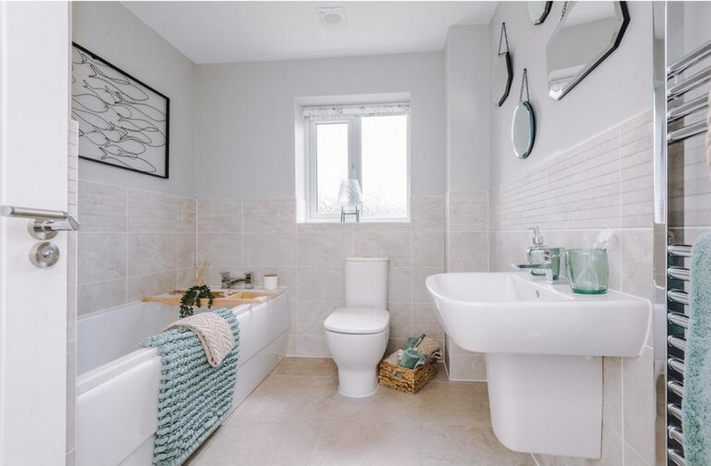 Bathroom - Fylde - Redwood Gardens