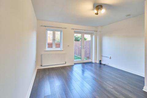 2 bedroom townhouse to rent, Co-Op Close, Barwell