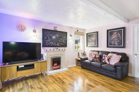 undefined, Waterton Close, Hucclecote, Gloucester, Gloucestershire, GL3
