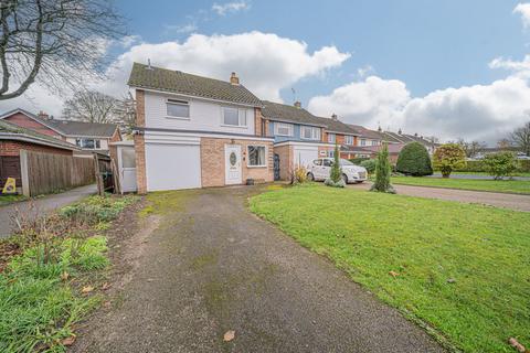 Crabmill Close, Knowle, B93