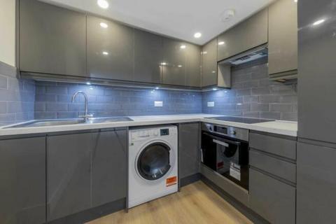 1 bedroom apartment to rent, Finchley Road,  London,  NW3