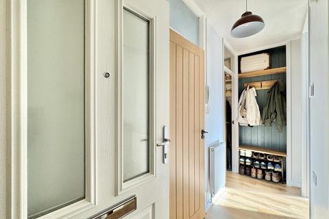 undefined, Kemp Close, Truro