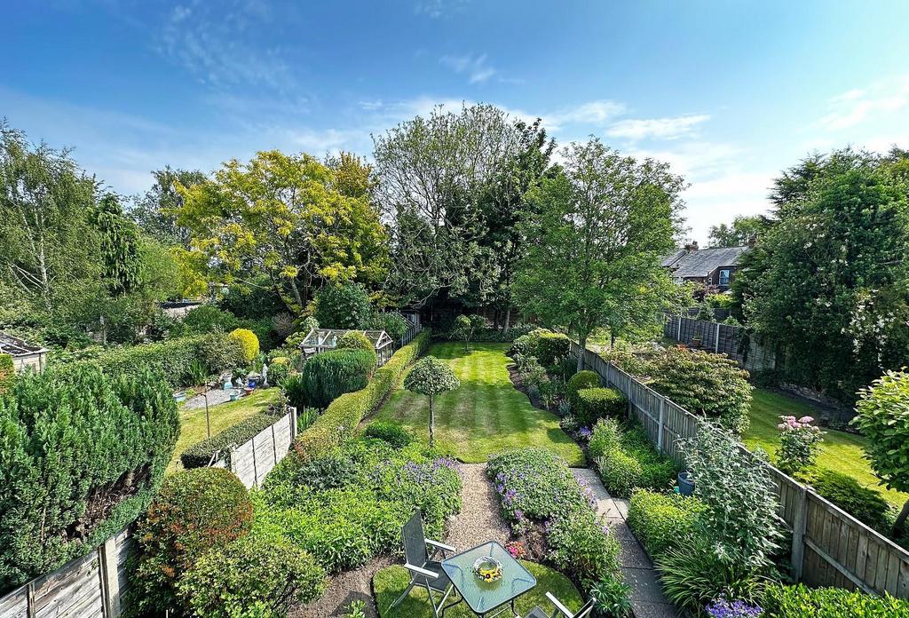 Garden 1.jpg