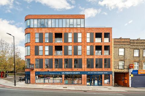 2 bedroom flat for sale, Holloway Road, London N19