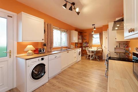 4 bedroom bungalow for sale, 21  High Street, Mauchline, KA5 6AJ