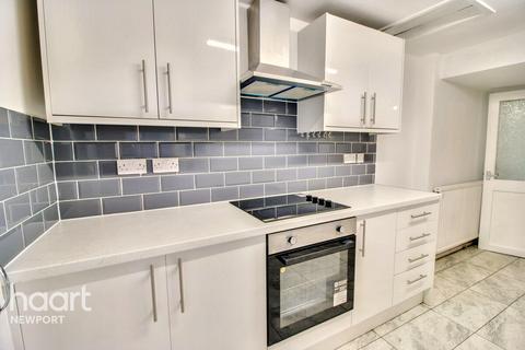 3 bedroom terraced house to rent, Bright Street, NEWPORT